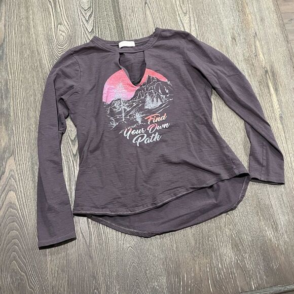 Altar'd State Long Sleeve Top Find Your Own Path Keyhole Hi-Lo Stretch Gray M - Picture 1 of 4